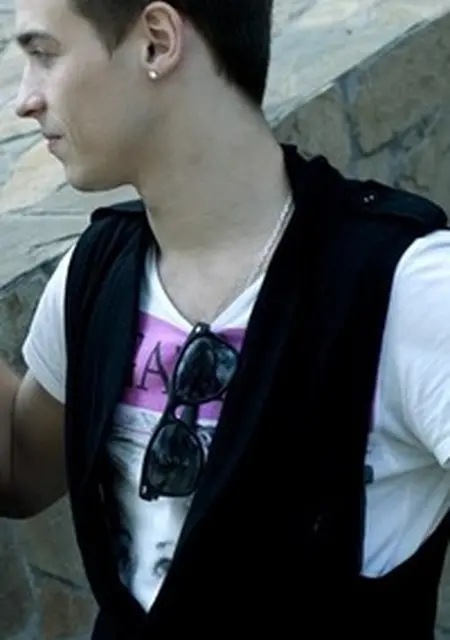 Maxim из Новочеркасска, ищу на сайте приятное времяпровождение