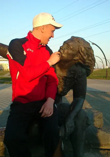 Vovka из Ханты-Мансийска, мне 41, познакомлюсь для приятного времяпровождения