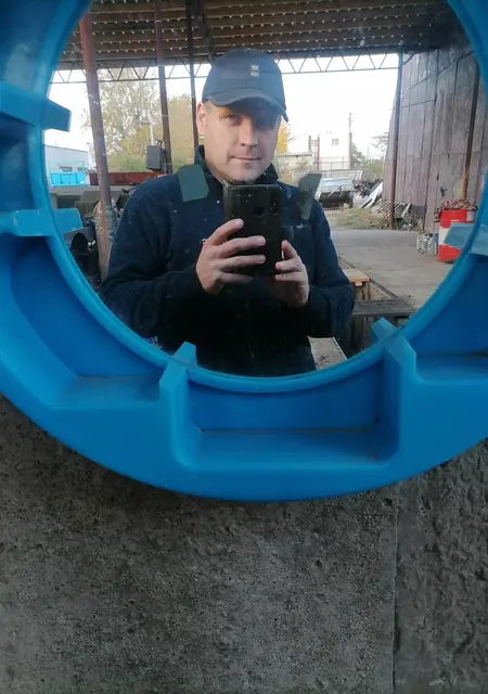 Максим из Волгодонска, ищу на сайте знакомства без обязательств