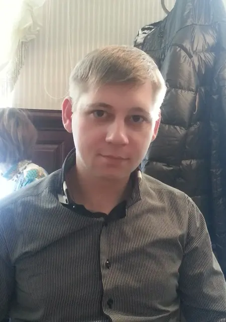 Дима из Нягани, ищу на сайте знакомства на одну ночь