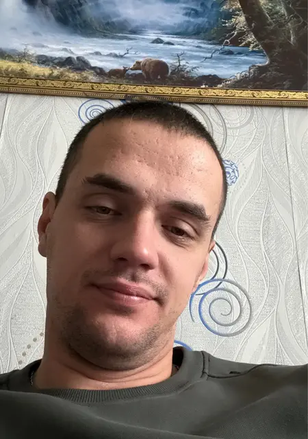 Дмитрий из Усть-Катава, мне 29, познакомлюсь без обязательств