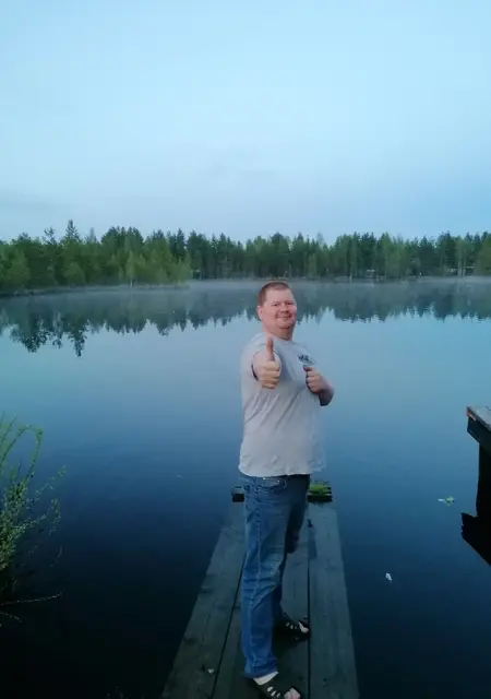 Артём из Северодвинска, мне 32, познакомлюсь для общения