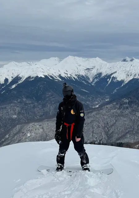 Я Роман, 25, из Солнечногорска, ищу знакомство для постоянных отношений