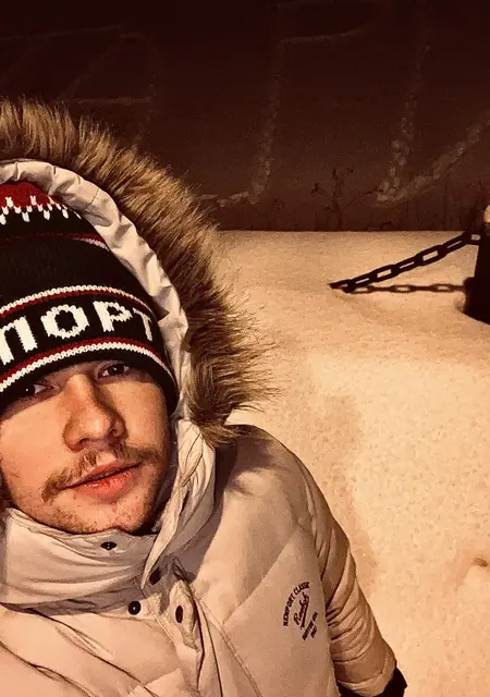 Я Денис, 24, знакомлюсь для общения в Людинове