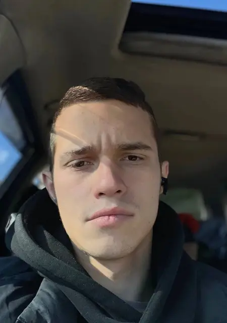 Я Константин, 22, из Абакана, ищу знакомство для дружбы