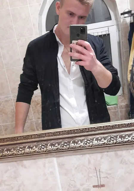 Максим из Новороссийска, ищу на сайте знакомства на одну ночь