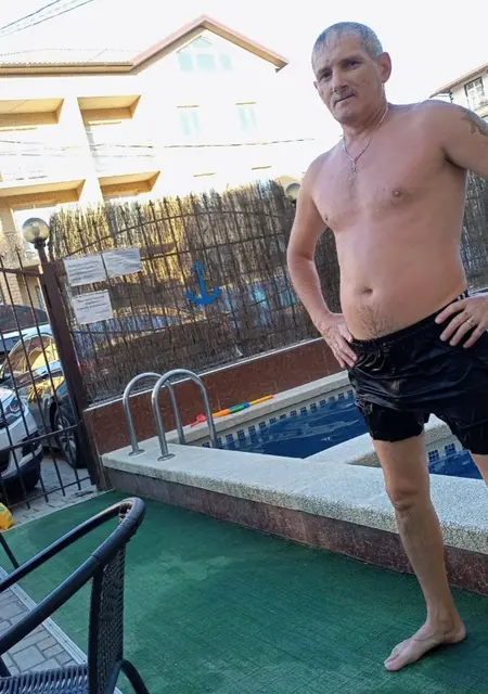 Александр из Ижевска, ищу на сайте знакомства без обязательств