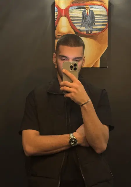 Артем из Ставрополя, мне 20, познакомлюсь на одну ночь