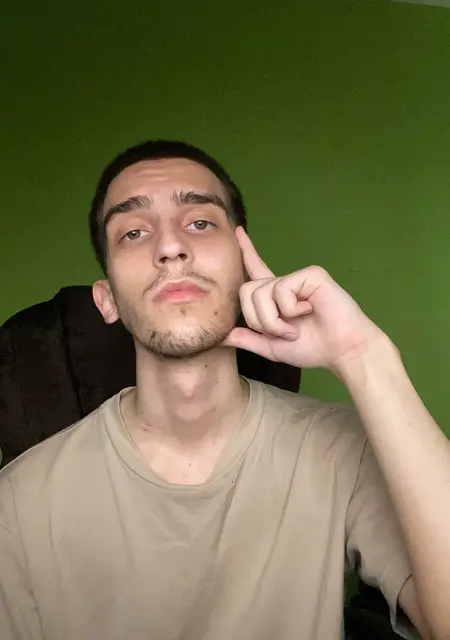 Я Дмитрий, 21, из Брянска, ищу знакомство для постоянных отношений