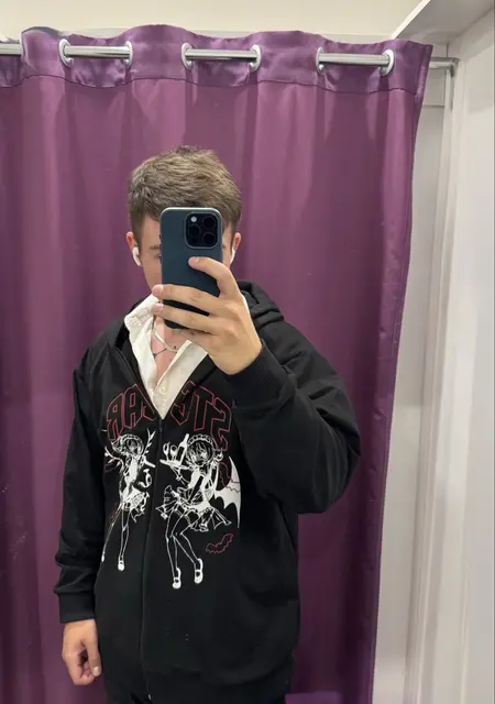 Я Даниил, 20, знакомлюсь на одну ночь в Санкт-Петербурге