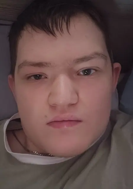 Саша из Норильска, ищу на сайте знакомства на одну ночь