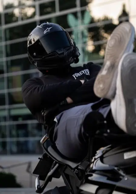 Я Артем, 29, из Мытищ, ищу знакомство для постоянных отношений