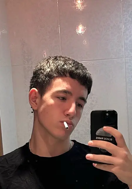 Артем из Тюмени, ищу на сайте знакомства на одну ночь