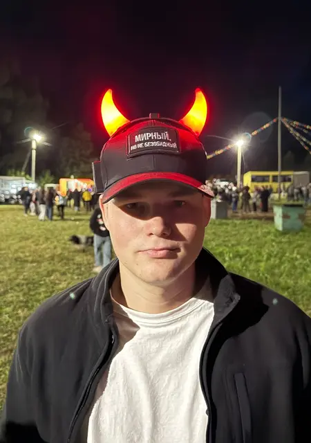 Радим из Самары, мне 21, познакомлюсь для приятного времяпровождения