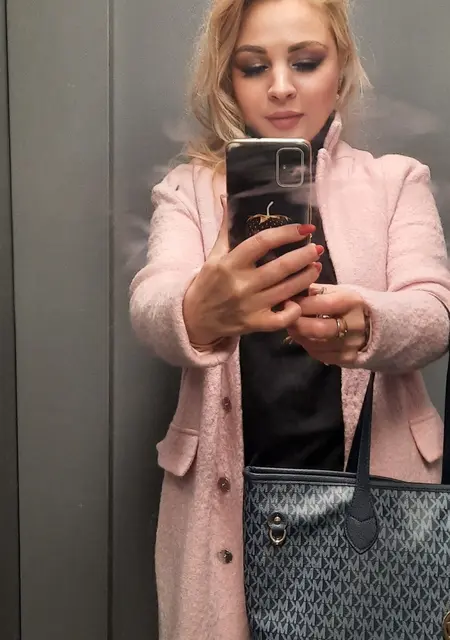 Кристина из Петропавловска-Камчатского, мне 45, познакомлюсь для постоянных отношений