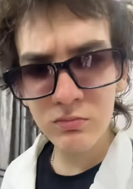 Я Ccd, 21, знакомлюсь для вирта в Иванове