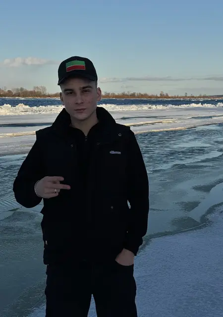 Я Влад, 21, знакомлюсь без обязательств в Москве