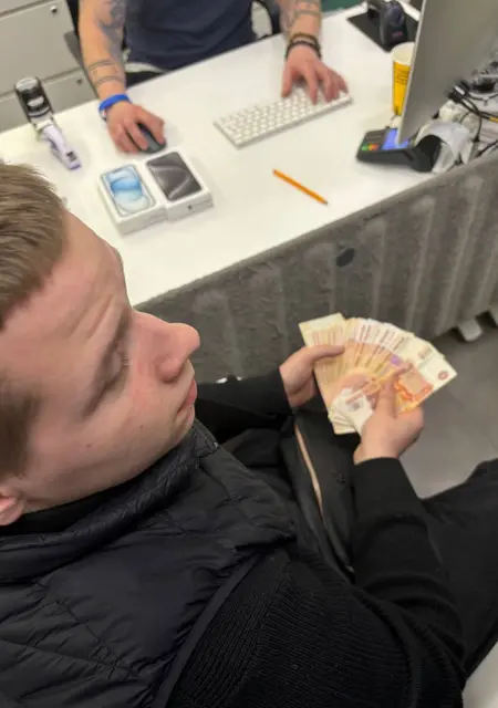 Артем из Пушкина, мне 19, познакомлюсь на одну ночь