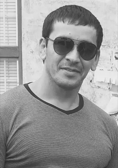 Я Валера, 45, знакомлюсь на одну ночь в Нальчике