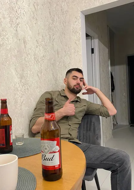 Я Давид, 27, знакомлюсь без обязательств в Владикавказе