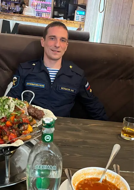 Я Олег, 30, из Ульяновска, ищу знакомства без обязательств