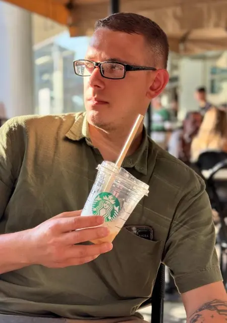 Tony из Рыбинска, мне 26, познакомлюсь на одну ночь