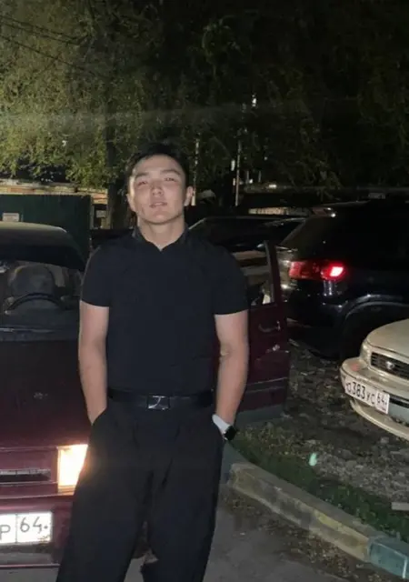 Aikhan из Саратова, мне 18, познакомлюсь без обязательств