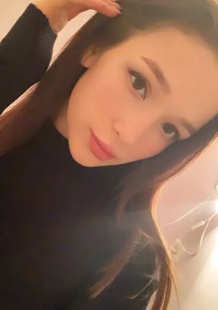 Я Алина, 19, из Нижнего Новгорода, ищу знакомство для общения