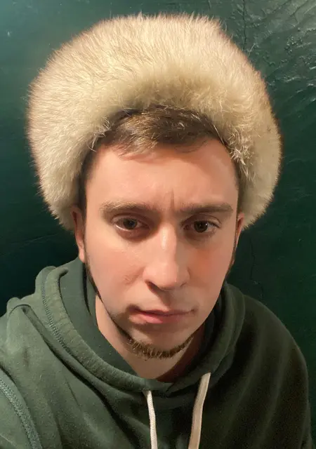 Максим из Ульяновска, мне 31, познакомлюсь для открытые отношения