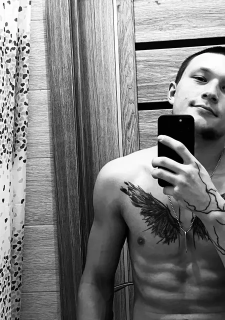 Bert из Коврова, мне 22, познакомлюсь на одну ночь