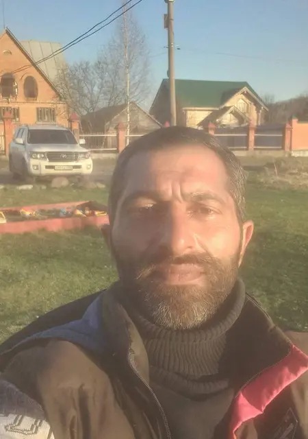 Я Илгар, 43, из Междуреченска, ищу знакомство для постоянных отношений