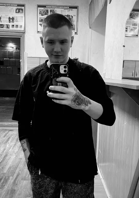 Максим из Чебоксар, мне 20, познакомлюсь без обязательств