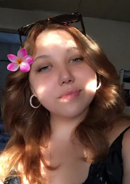 Я Валерия, 18, из Москвы, ищу знакомство для общения