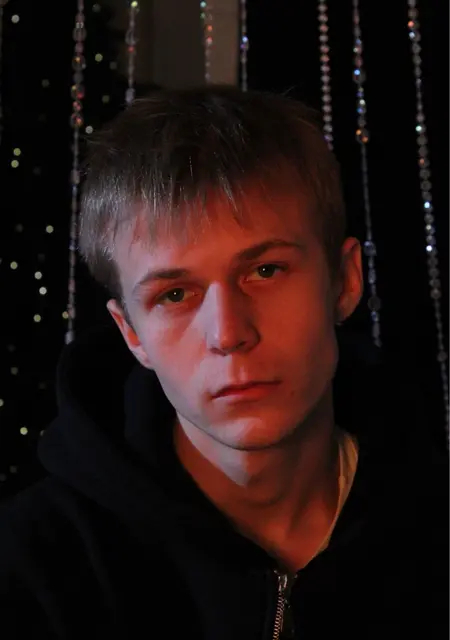 Даниил из Абакана, мне 21, познакомлюсь для приятного времяпровождения