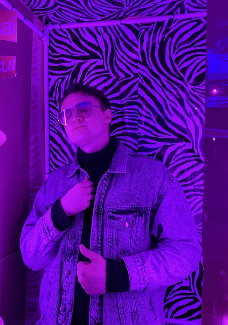 Я Владислав, 26, из Москвы, ищу знакомства без обязательств