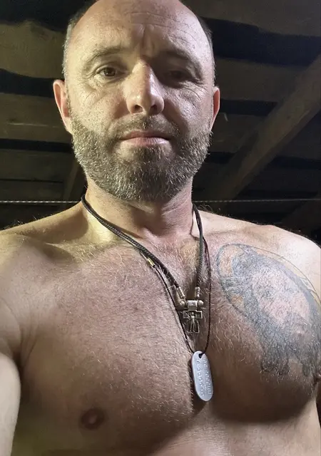 Я Ruslan, 38, из Клетни, ищу знакомства без обязательств