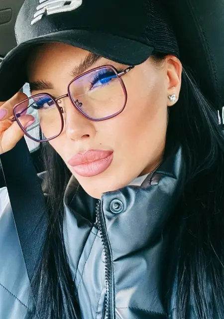 Я Алена, 30, знакомлюсь для общения в Москве