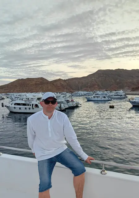 Я Марат, 37, из Альметьевска, ищу знакомства без обязательств