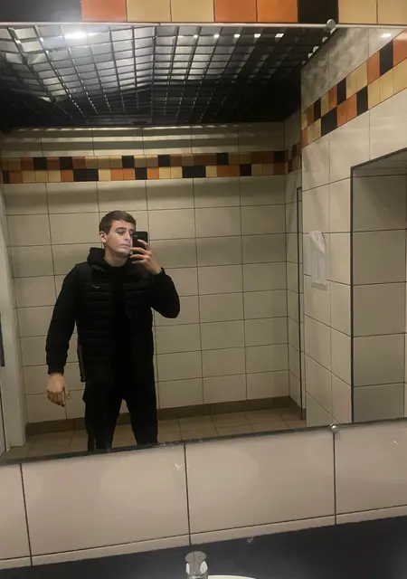 Я Murad, 21, знакомлюсь на одну ночь в Волгодонске