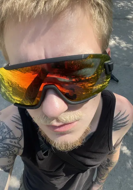 Я Илья, 22, знакомлюсь на одну ночь в Волжском