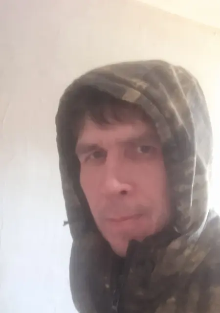 Я Анатолий, 43, из Санкт-Петербурга, ищу знакомство для постоянных отношений