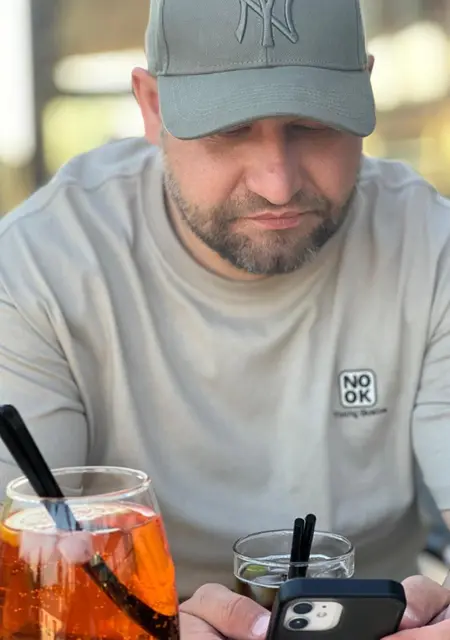 Vladimir из Новомосковска, мне 40, познакомлюсь для приятного времяпровождения