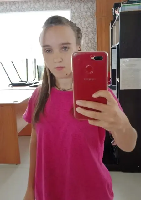 Я Екатерина, 19, из Томска, ищу знакомство для постоянных отношений