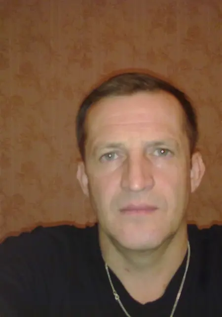 Слава из Нижневартовска, мне 56, познакомлюсь без обязательств