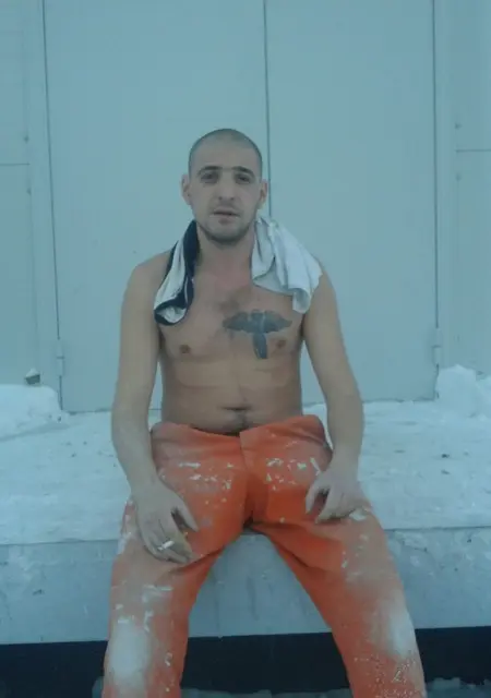 Vova из Сургута, мне 37, познакомлюсь для дружбы