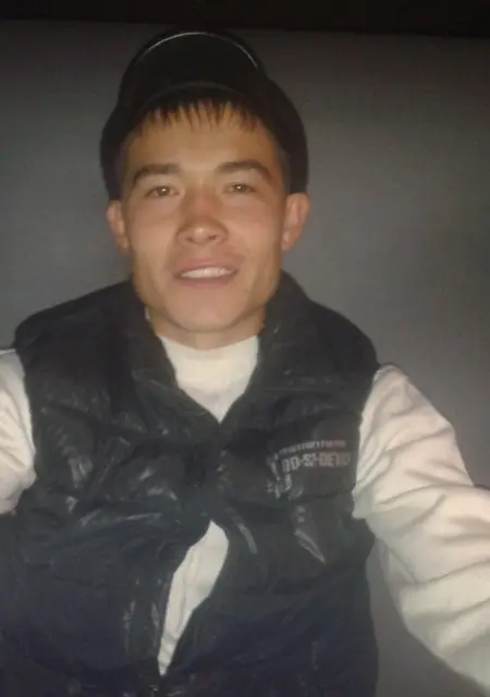 Я Виталий, 36, из Улан-Удэ, ищу знакомство для приятного времяпровождения