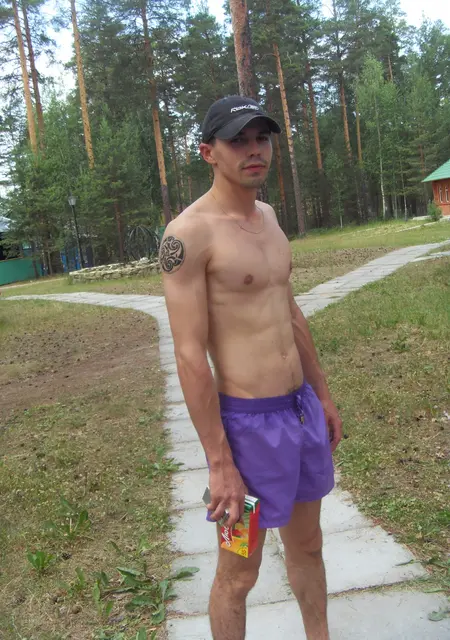 Я Vitalik, 40, из Йошкар-Олы, ищу знакомства на одну ночь