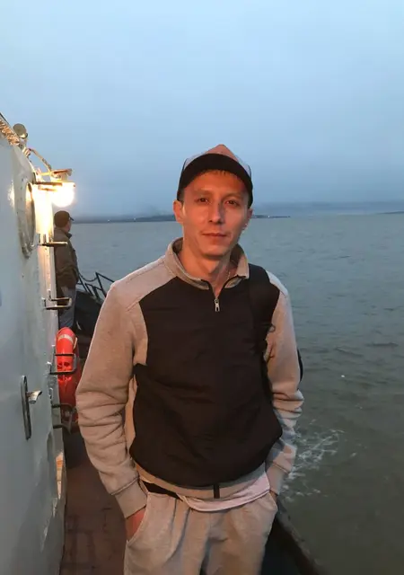 Миша из Уссурийска, ищу на сайте знакомства без обязательств