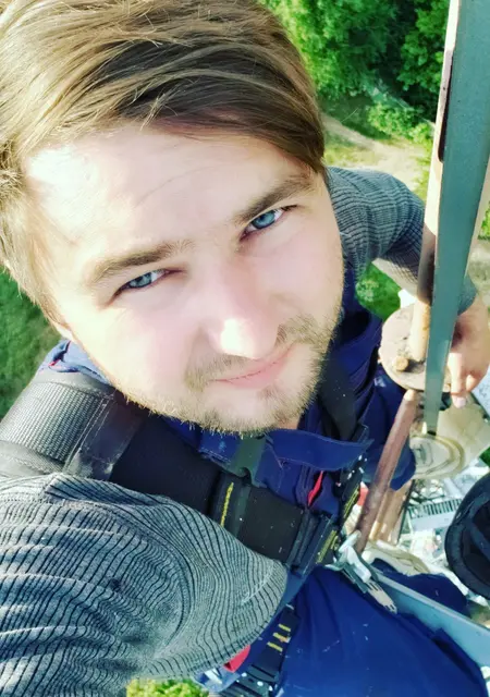 Я Вячеслав, 33, знакомлюсь без обязательств в Харькове