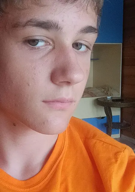 Егор из Уссурийска, мне 20, познакомлюсь для общения